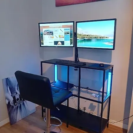 Leuke In Apartment IJmuiden